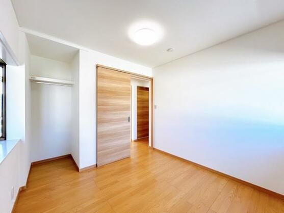 CREATOR: gd-jpeg v1.0 (using IJG JPEG v62), default quality