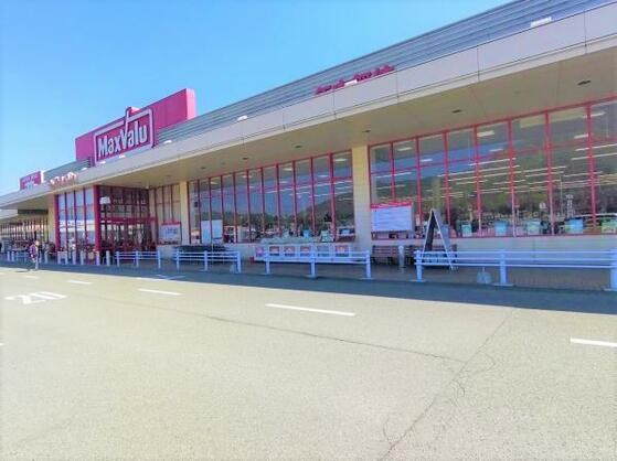 CREATOR: gd-jpeg v1.0 (using IJG JPEG v62), default quality