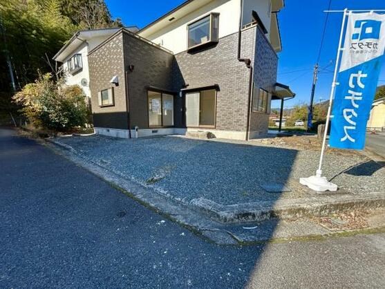 CREATOR: gd-jpeg v1.0 (using IJG JPEG v62), default quality