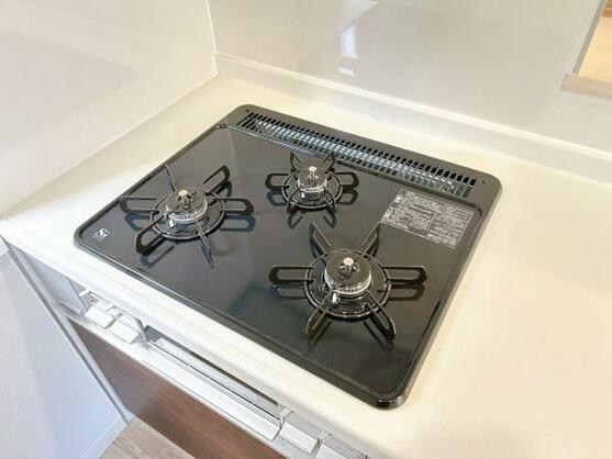 CREATOR: gd-jpeg v1.0 (using IJG JPEG v62), default quality