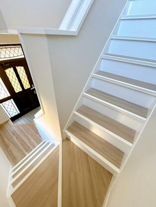 CREATOR: gd-jpeg v1.0 (using IJG JPEG v62), default quality