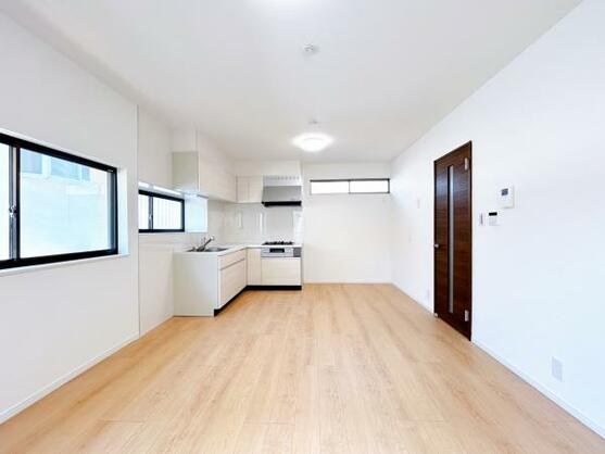 CREATOR: gd-jpeg v1.0 (using IJG JPEG v62), default quality