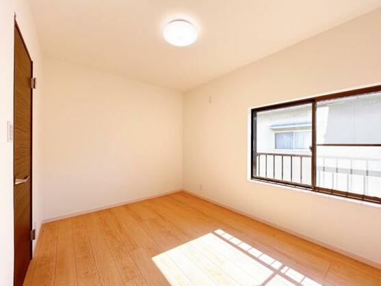 CREATOR: gd-jpeg v1.0 (using IJG JPEG v62), default quality