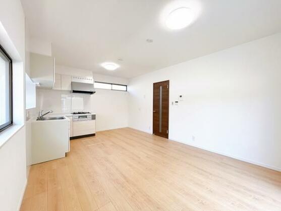 CREATOR: gd-jpeg v1.0 (using IJG JPEG v62), default quality