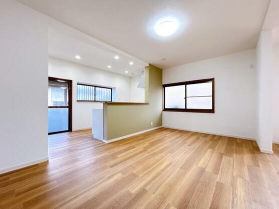 CREATOR: gd-jpeg v1.0 (using IJG JPEG v62), default quality