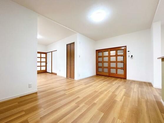 CREATOR: gd-jpeg v1.0 (using IJG JPEG v62), default quality