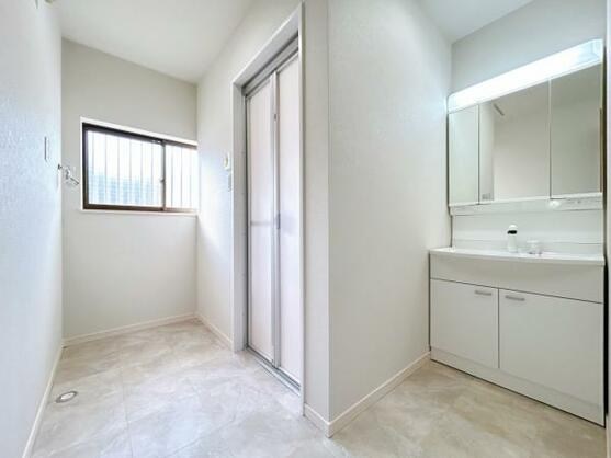 CREATOR: gd-jpeg v1.0 (using IJG JPEG v62), default quality