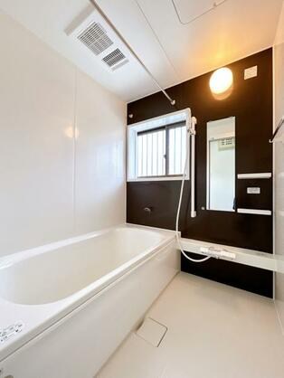 CREATOR: gd-jpeg v1.0 (using IJG JPEG v62), default quality