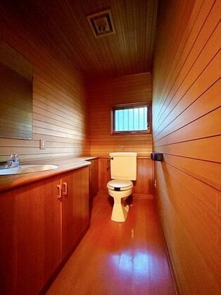 CREATOR: gd-jpeg v1.0 (using IJG JPEG v62), default quality