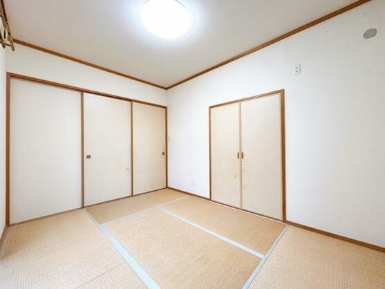 CREATOR: gd-jpeg v1.0 (using IJG JPEG v62), default quality