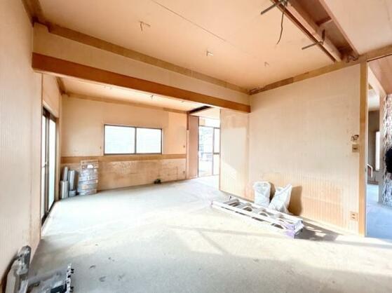 CREATOR: gd-jpeg v1.0 (using IJG JPEG v62), default quality