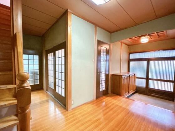 CREATOR: gd-jpeg v1.0 (using IJG JPEG v62), default quality