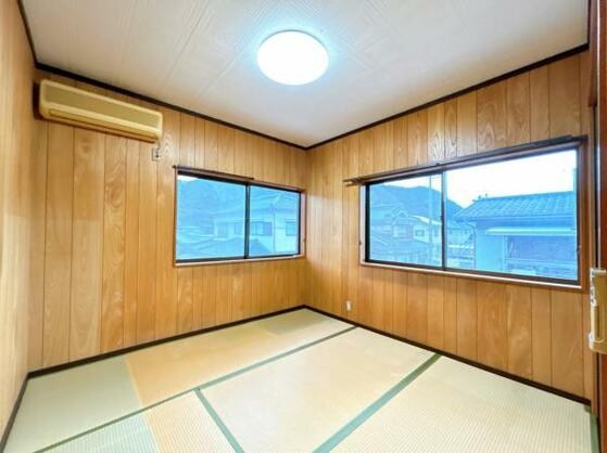 CREATOR: gd-jpeg v1.0 (using IJG JPEG v62), default quality