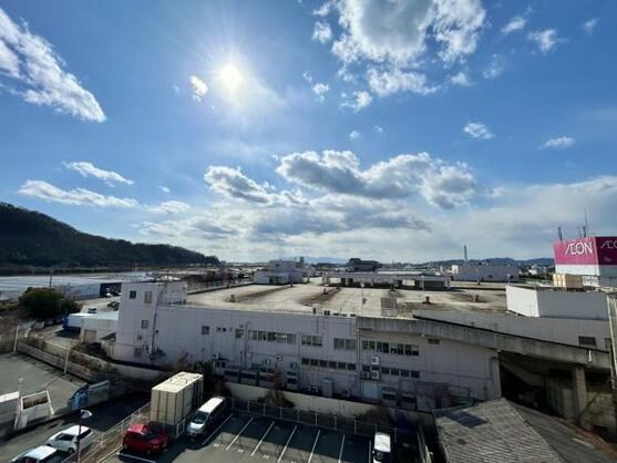 CREATOR: gd-jpeg v1.0 (using IJG JPEG v62), default quality