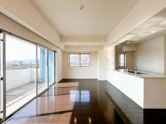 CREATOR: gd-jpeg v1.0 (using IJG JPEG v62), default quality