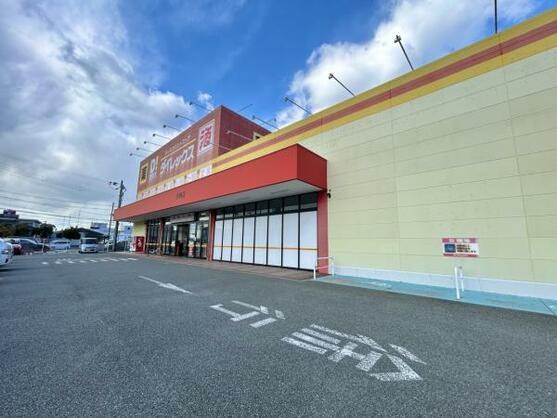 CREATOR: gd-jpeg v1.0 (using IJG JPEG v62), default quality