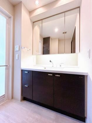 CREATOR: gd-jpeg v1.0 (using IJG JPEG v62), default quality