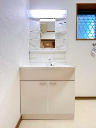 CREATOR: gd-jpeg v1.0 (using IJG JPEG v62), default quality