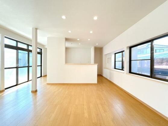 CREATOR: gd-jpeg v1.0 (using IJG JPEG v62), default quality