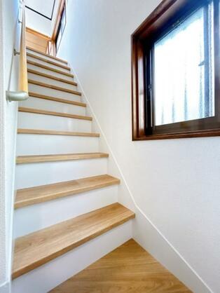 CREATOR: gd-jpeg v1.0 (using IJG JPEG v62), default quality