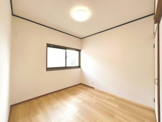 CREATOR: gd-jpeg v1.0 (using IJG JPEG v62), default quality