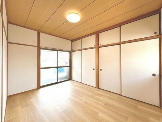 CREATOR: gd-jpeg v1.0 (using IJG JPEG v62), default quality