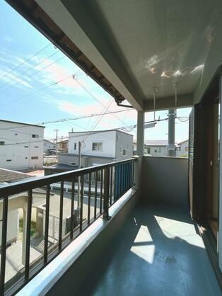 CREATOR: gd-jpeg v1.0 (using IJG JPEG v62), default quality