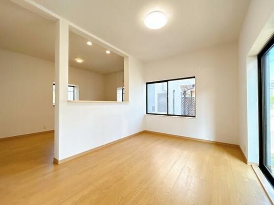 CREATOR: gd-jpeg v1.0 (using IJG JPEG v62), default quality