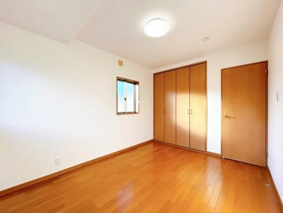 CREATOR: gd-jpeg v1.0 (using IJG JPEG v62), default quality