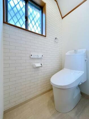 CREATOR: gd-jpeg v1.0 (using IJG JPEG v62), default quality