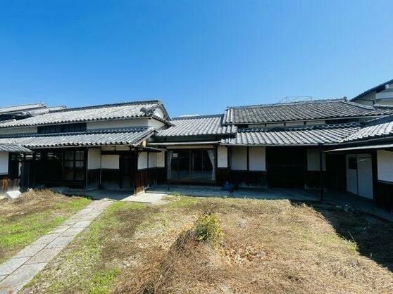 CREATOR: gd-jpeg v1.0 (using IJG JPEG v62), quality = 85