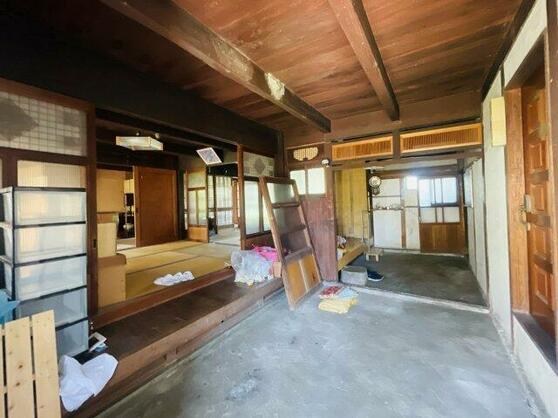 CREATOR: gd-jpeg v1.0 (using IJG JPEG v62), quality = 85