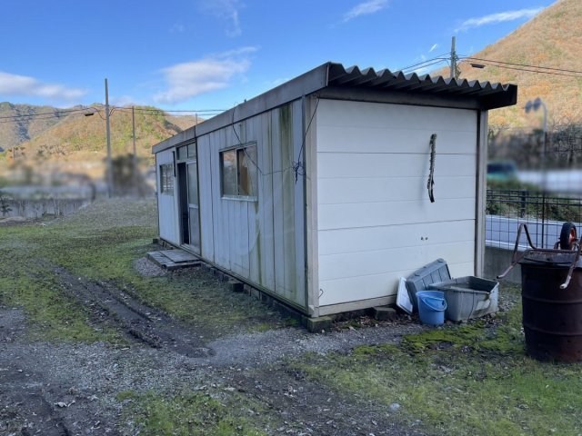 CREATOR: gd-jpeg v1.0 (using IJG JPEG v62), quality = 85