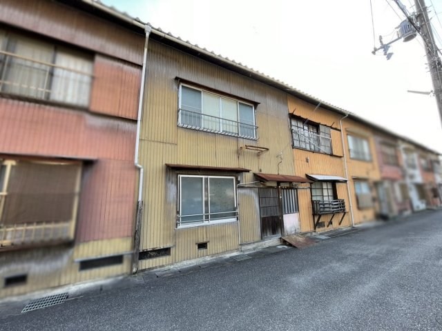 CREATOR: gd-jpeg v1.0 (using IJG JPEG v62), quality = 85