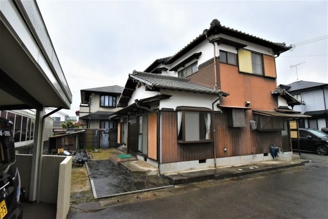 兵庫県たつの市御津町釜屋 8DK