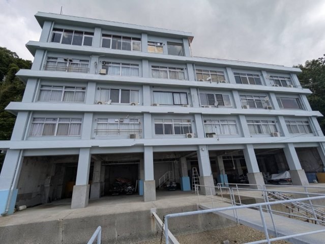 CREATOR: gd-jpeg v1.0 (using IJG JPEG v62), quality = 85