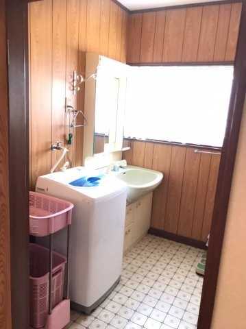 CREATOR: gd-jpeg v1.0 (using IJG JPEG v62), quality = 85