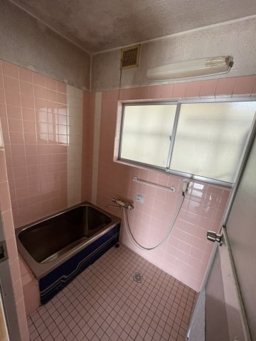 CREATOR: gd-jpeg v1.0 (using IJG JPEG v62), quality = 85