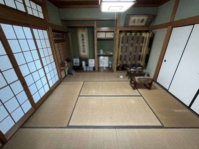 CREATOR: gd-jpeg v1.0 (using IJG JPEG v62), quality = 85