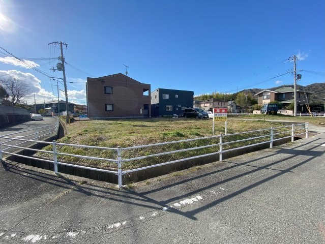 CREATOR: gd-jpeg v1.0 (using IJG JPEG v62), quality = 85