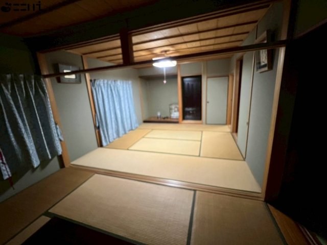 CREATOR: gd-jpeg v1.0 (using IJG JPEG v62), quality = 85