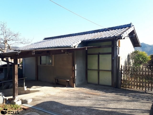 CREATOR: gd-jpeg v1.0 (using IJG JPEG v62), quality = 85