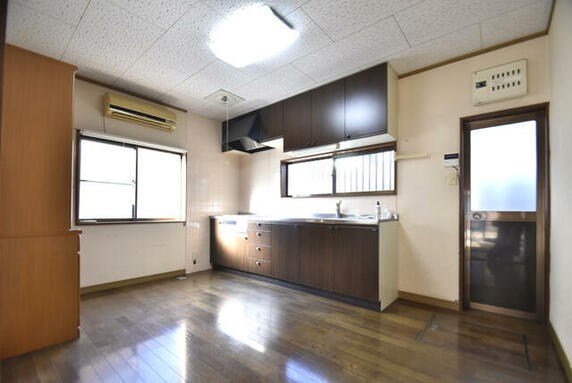 charset=Ascii binary comment