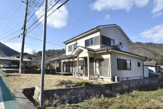 charset=Ascii binary comment