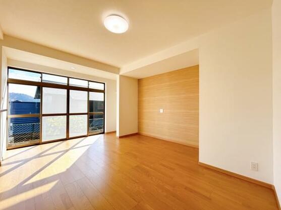 CREATOR: gd-jpeg v1.0 (using IJG JPEG v62), default quality