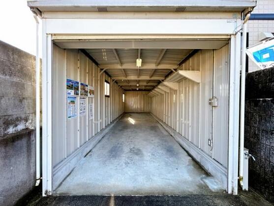 CREATOR: gd-jpeg v1.0 (using IJG JPEG v62), default quality