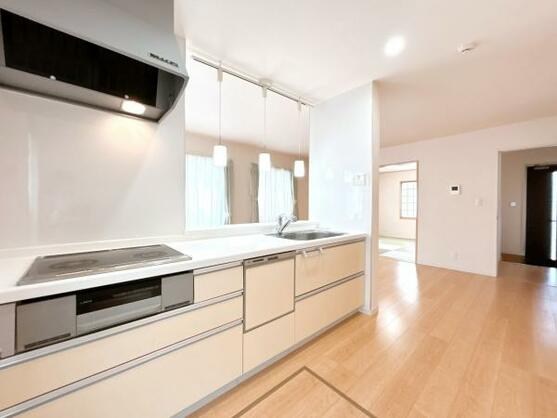 CREATOR: gd-jpeg v1.0 (using IJG JPEG v62), default quality