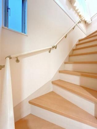 CREATOR: gd-jpeg v1.0 (using IJG JPEG v62), default quality