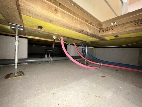 CREATOR: gd-jpeg v1.0 (using IJG JPEG v62), default quality