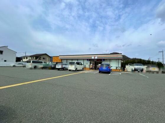 CREATOR: gd-jpeg v1.0 (using IJG JPEG v62), default quality